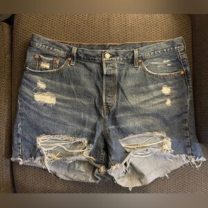 Levi 501’s darker denim button up